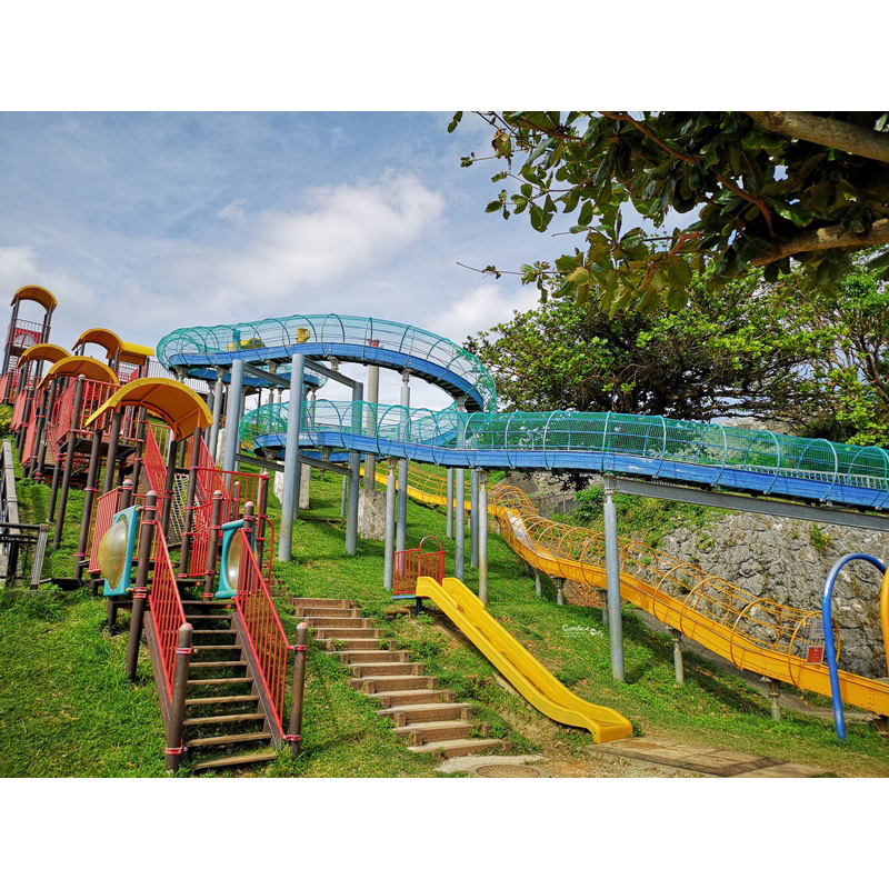 Roller slide