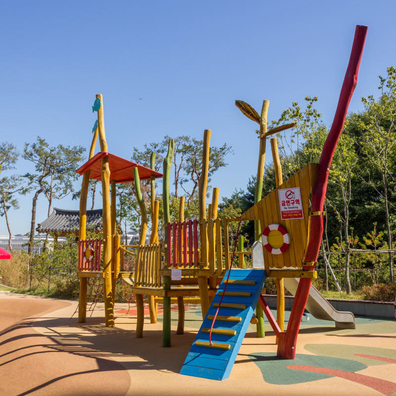 Log style combined slide